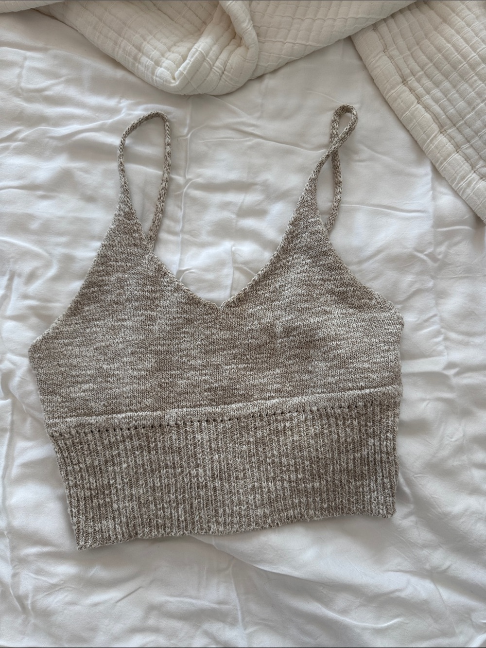 Solai the Label Crop Top